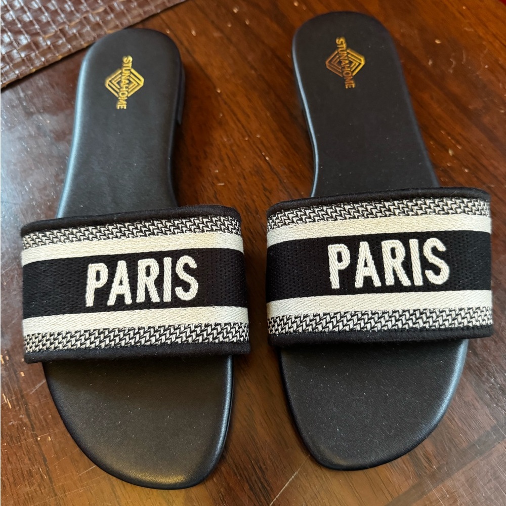 Black flats made by Stunahome